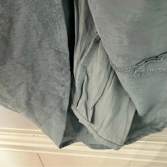 4SI3NNA Women’s Blue Slate Short Puff Sleeve Tie Neck Blouse Size XS NWT - Picture 8 of 11